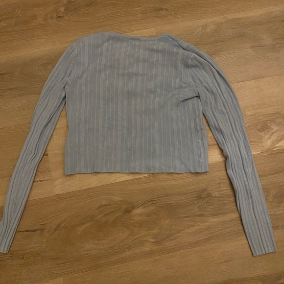 Cropped Button Down Cardigan - Picture 5 of 6